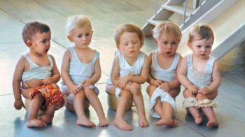 дети на горшках