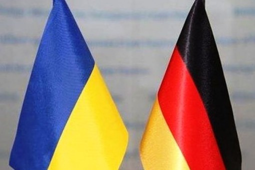 флаги_украины_германии