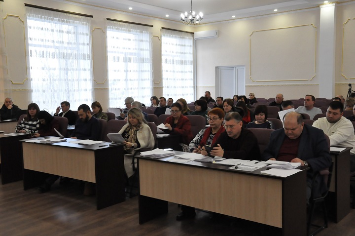 Міськрада виділила мільйон ЗСУ, збільшила штат ЦНАП, передбачила підтримку ОСББ і спортсменів