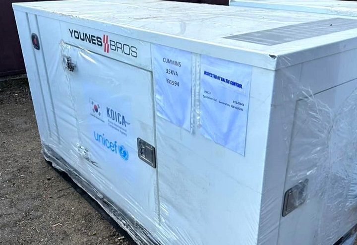 Дитячий фонд доставив на Одещину вісім потужних генераторів