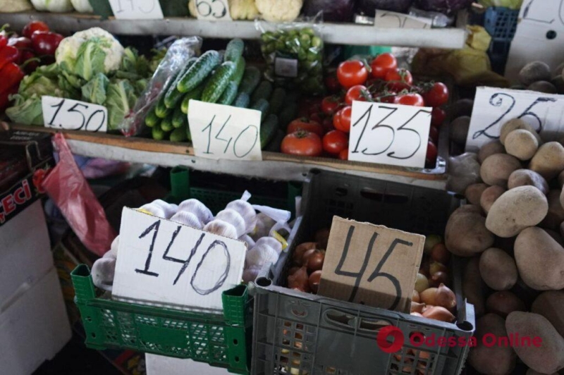 Капуста, яйца и брокколи: субботние цены на одесском «Привозе»