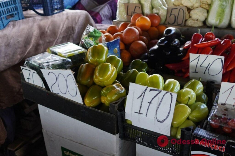 Капуста, яйца и брокколи: субботние цены на одесском «Привозе»