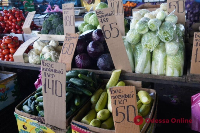 Капуста, яйца и брокколи: субботние цены на одесском «Привозе»