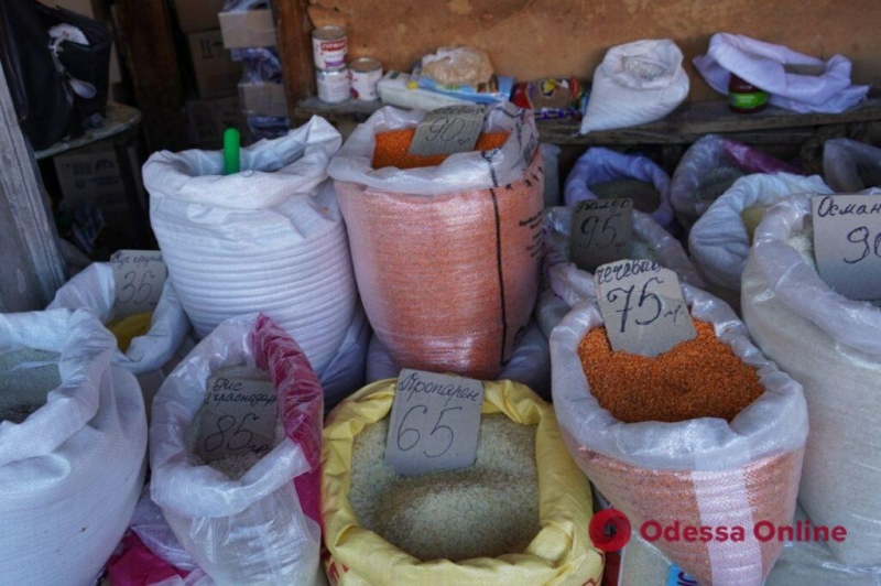 Капуста, яйца и брокколи: субботние цены на одесском «Привозе»