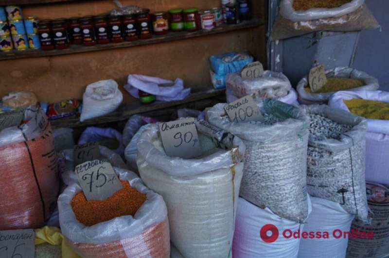 Капуста, яйца и брокколи: субботние цены на одесском «Привозе»