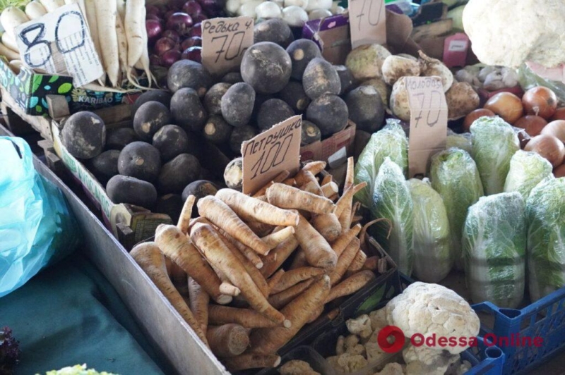 Капуста, яйца и брокколи: субботние цены на одесском «Привозе»