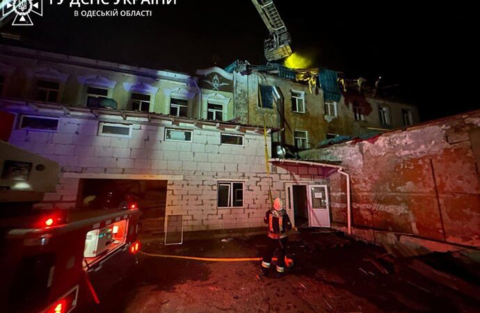 Российская ракета попала в одесский монастырь: фото и видео последствий