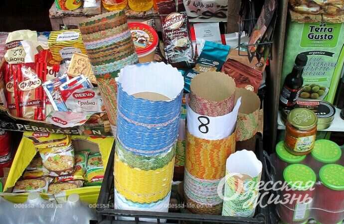 На Новом базаре в Одессе уже продают нечерствеющие паски и штоллены-панеттоне (фоторепортаж)