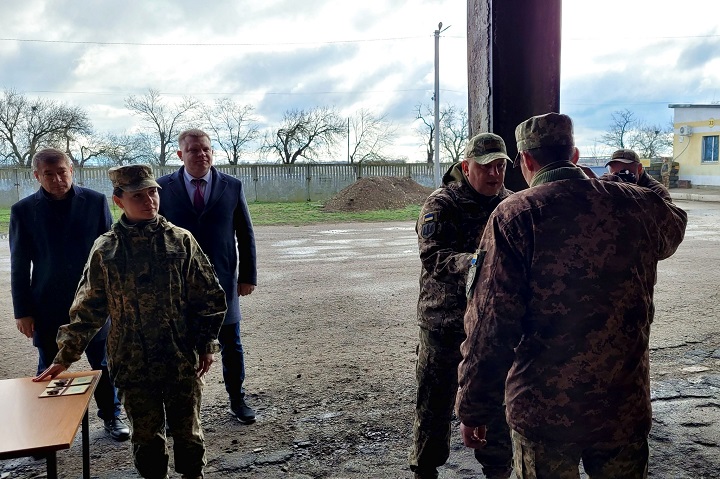 На Одещині військовослужбовцям 3 квітня вручили державні нагороди