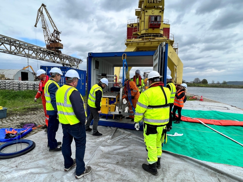 Порт Одеси отримає обладнання для ліквідації забруднень у Чорному морі (фото)