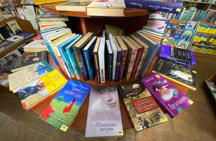 Русская литература и пустые полки: что сегодня продается в книжных магазинах Одессы