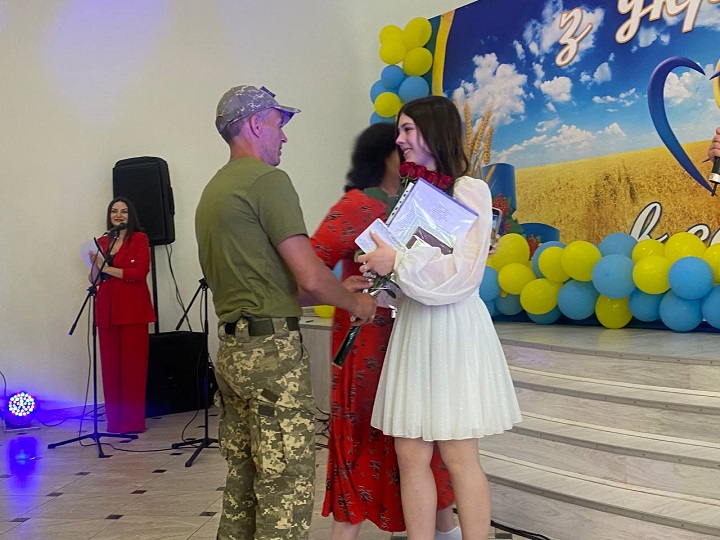 У сільській ОТГ Одещини відзначили п’ятьох володарів «золотих» медалей
