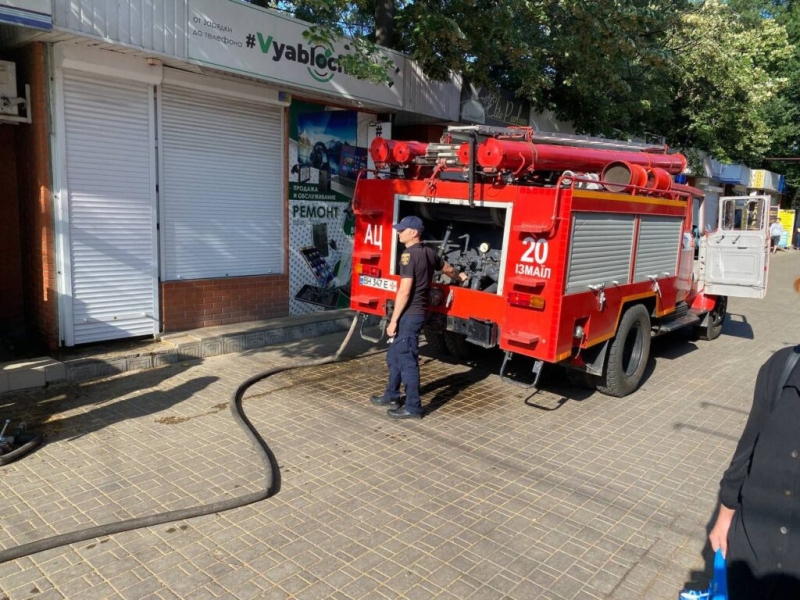 В городе Измаил горел магазин бытовой техники (фото)