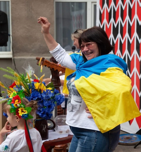 Вчителі з Одещини зібрали 87650 грн під час чергової акції на підтримку ЗСУ