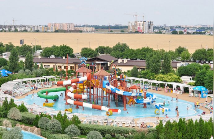 Аквапарки в Одессе: сколько стоят развлечения без пляжа и моря
