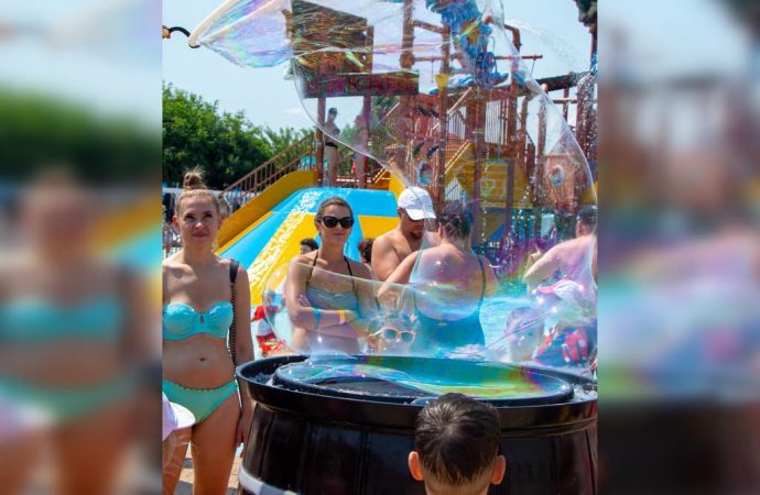 Аквапарки в Одессе: сколько стоят развлечения без пляжа и моря