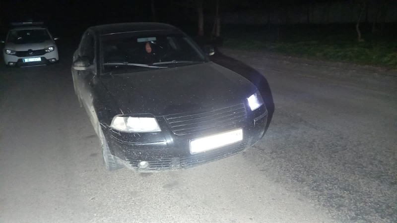 Комбо: на Одещині п’яний водій без документів, але з «калашем» у салоні, грубив поліцейським (фото)