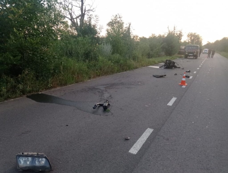 В Болградском районе произошла смертельная аврия: водитель погиб, пассажиры в тяжелом состоянии