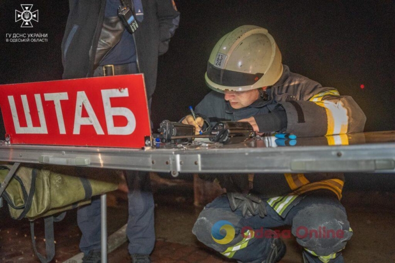 Ночной удар по Одессе и области: горела гостиница на морвокзале, есть пострадавшая