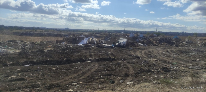На Одещині виявили ще одне величезне незаконне сміттєзвалище (фото)