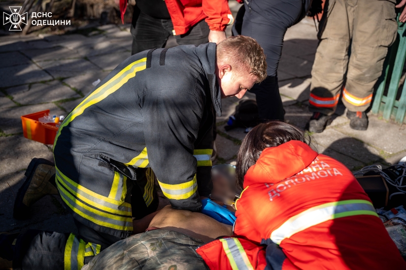 Самопальний обігрівач в одній з одеських квартир спричинив смертельну пожежу  (фото)